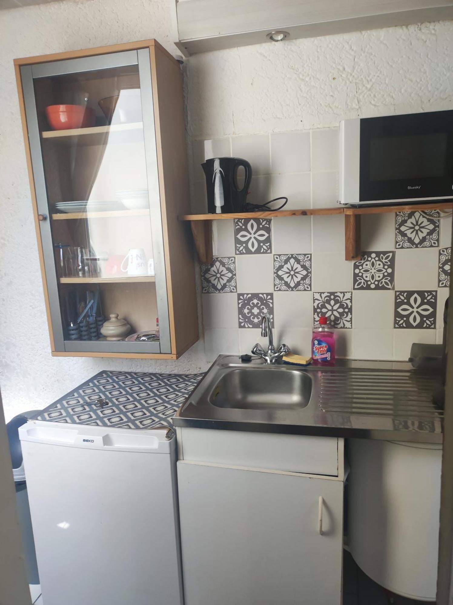 Ferienwohnung Ingrid Mary Nîmes Zimmer foto