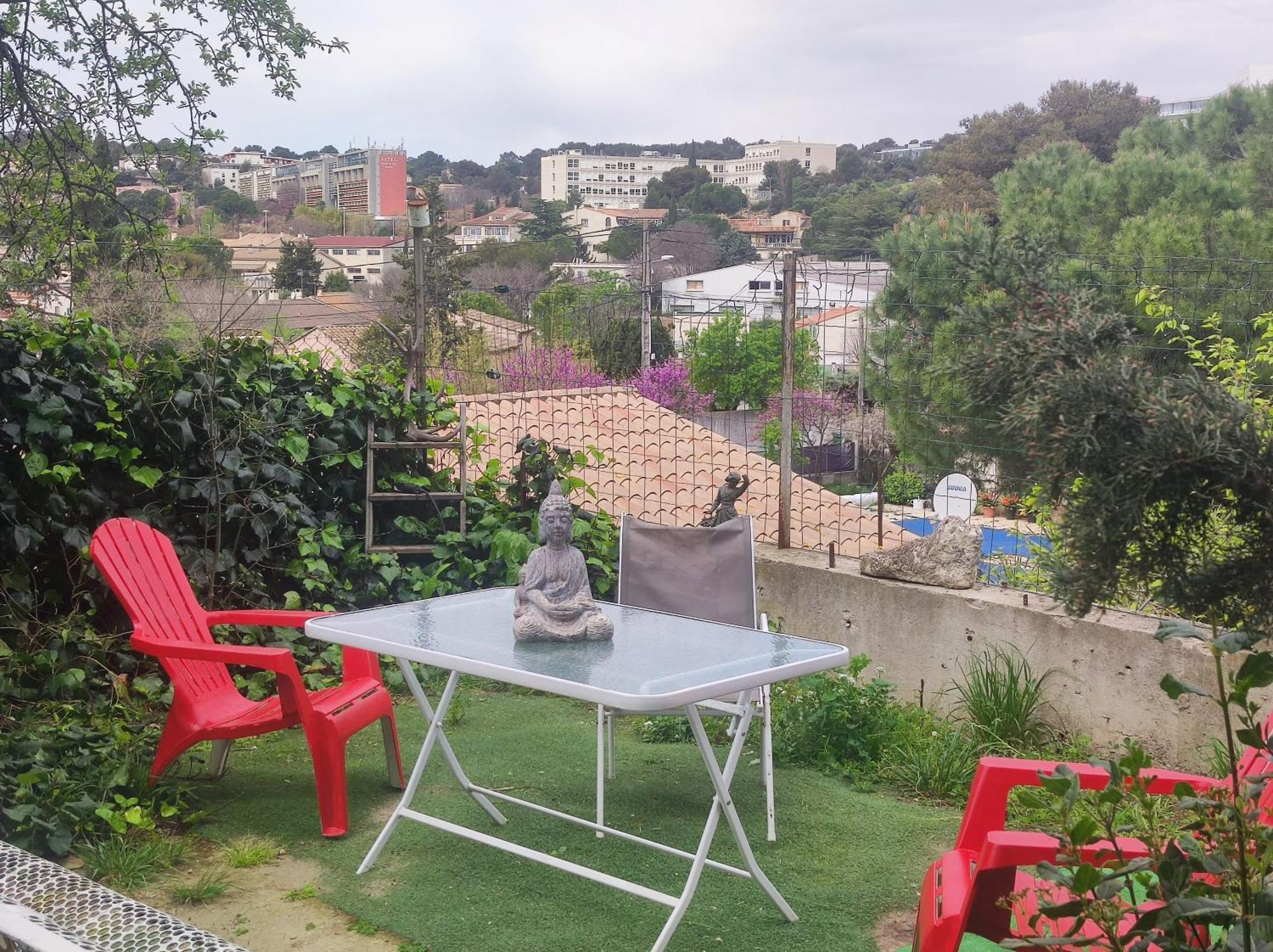 Ferienwohnung Ingrid Mary Nîmes Exterior foto