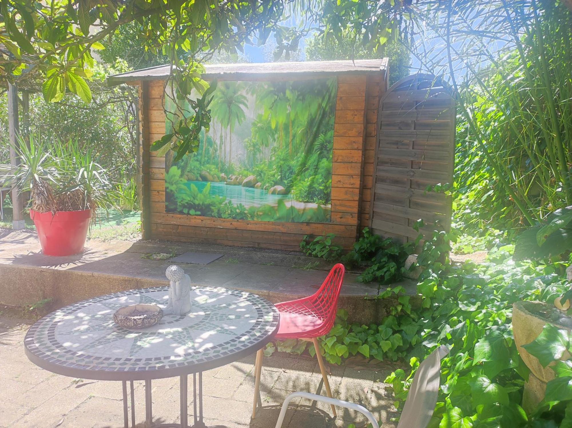 Ferienwohnung Ingrid Mary Nîmes Exterior foto